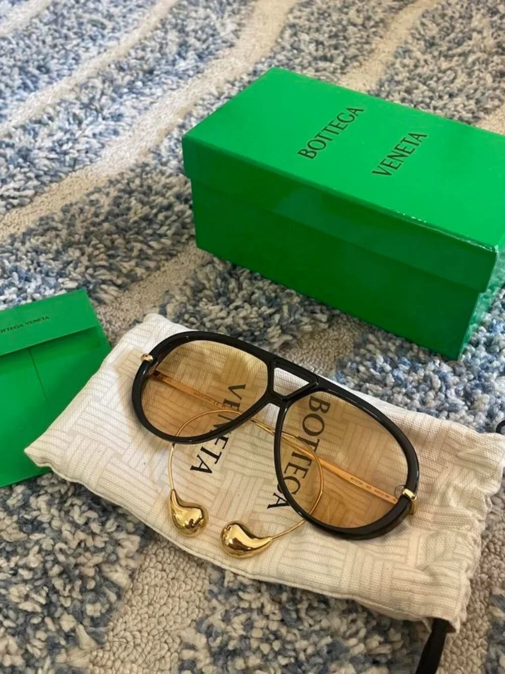 Bottega Veneta drop aviator sunglasses